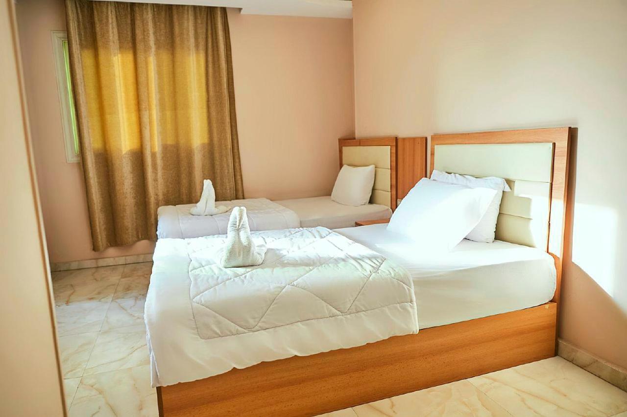 Grand Golden Pyramids View Hotel Kafret el-Gabal Exterior photo