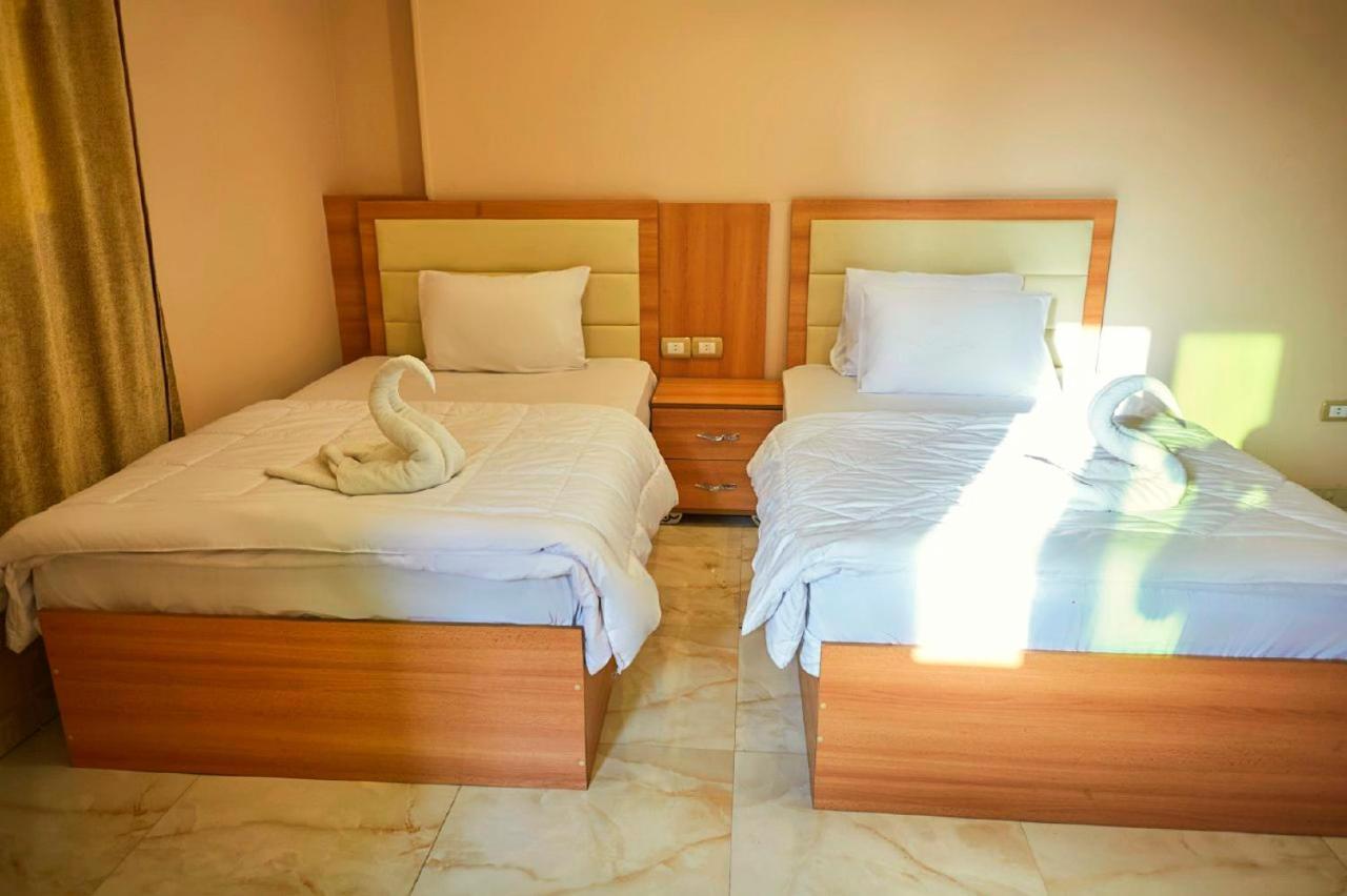 Grand Golden Pyramids View Hotel Kafret el-Gabal Exterior photo