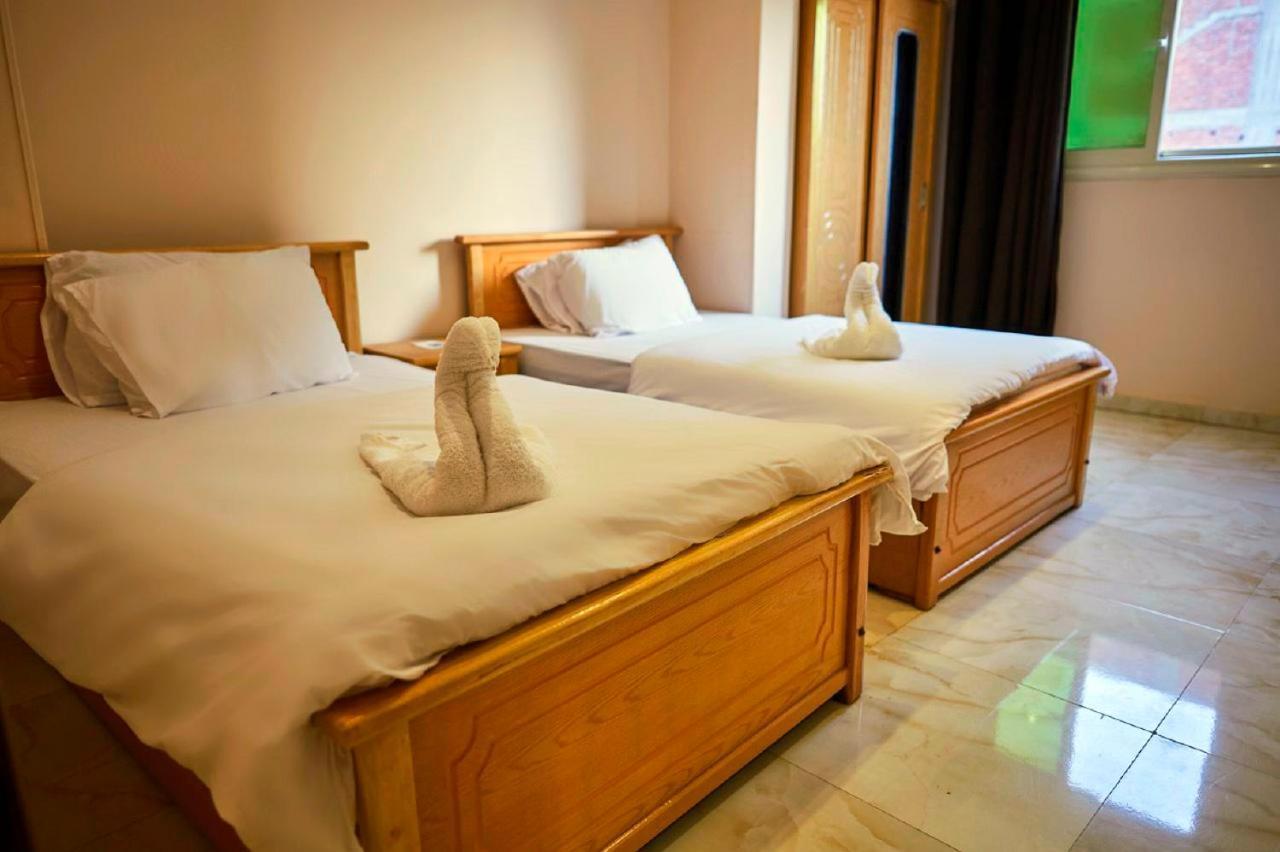 Grand Golden Pyramids View Hotel Kafret el-Gabal Exterior photo