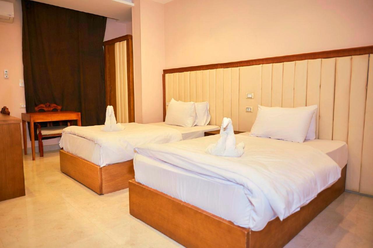 Grand Golden Pyramids View Hotel Kafret el-Gabal Exterior photo