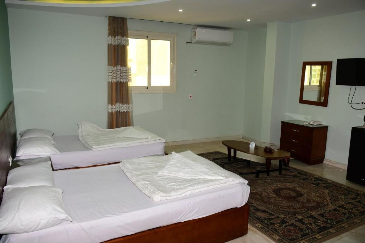Grand Golden Pyramids View Hotel Kafret el-Gabal Exterior photo